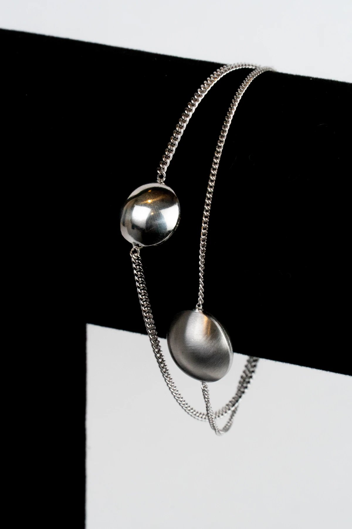 PULSO JUEGO  DOBLE ESFERA RODINADO BRILLANTE Y MATE